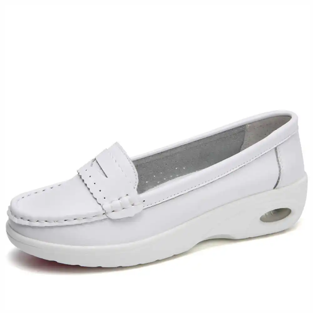 Thick Sole Slipon White Traine - Tech Accessories Dropshipping ulasan dan harga